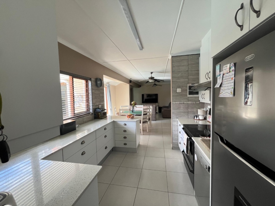 3 Bedroom Property for Sale in Beacon Bay Eastern Cape